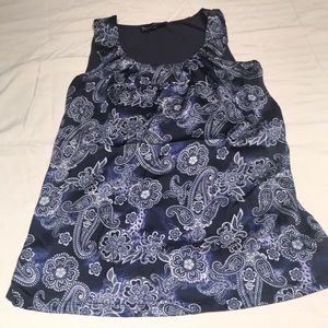 Sleeveless blouse